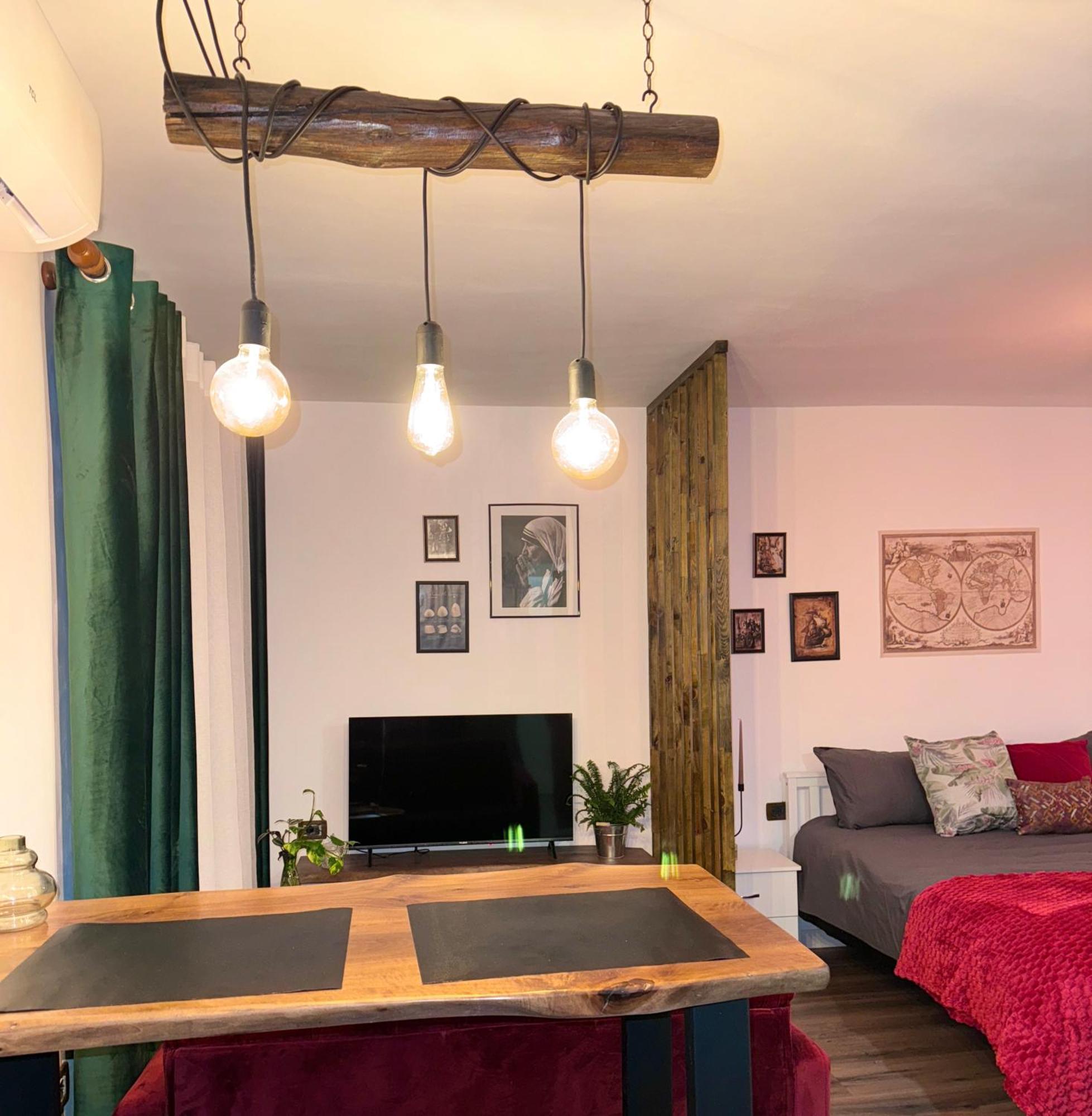 Tirana Apartment *